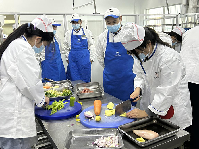 07cc5f89550a4b2b9a2bee7339cafdda.jpg 07cc5f89550a4b2b9a2bee7339cafdda.jpg