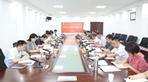 学校党委理论学习中心组开展总体国家安全观专题学习